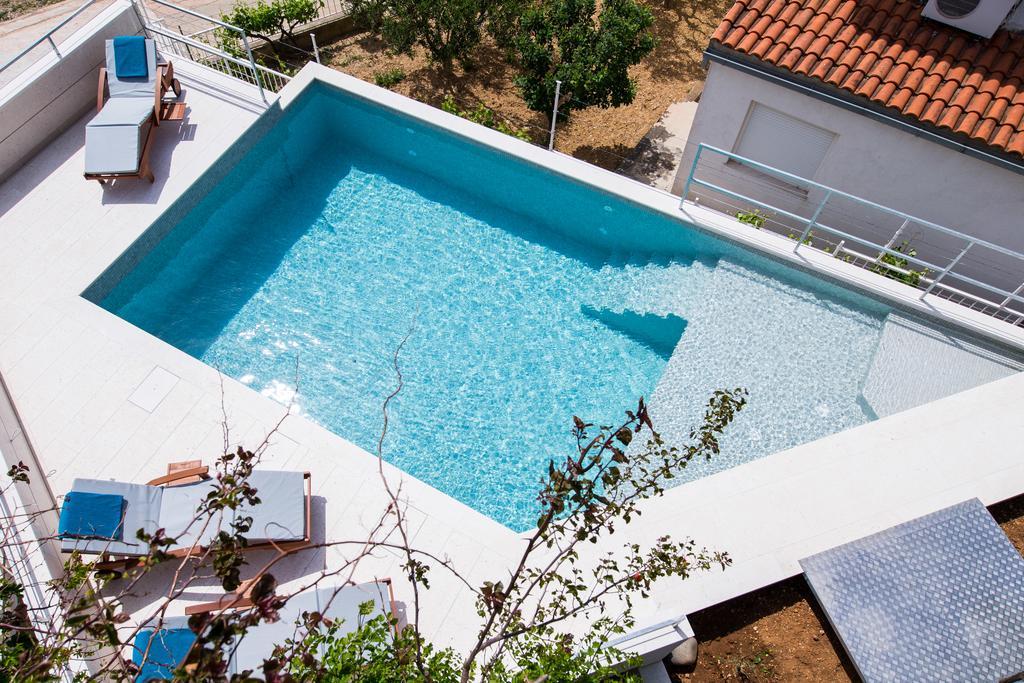 Apartments Zambarlin Komiža Zewnętrze zdjęcie