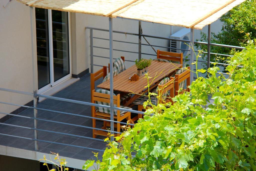 Apartments Zambarlin Komiža Zewnętrze zdjęcie