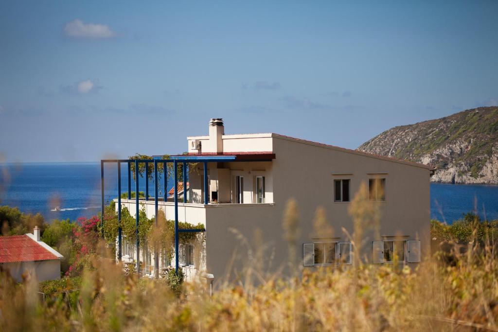 Apartments Zambarlin Komiža Zewnętrze zdjęcie