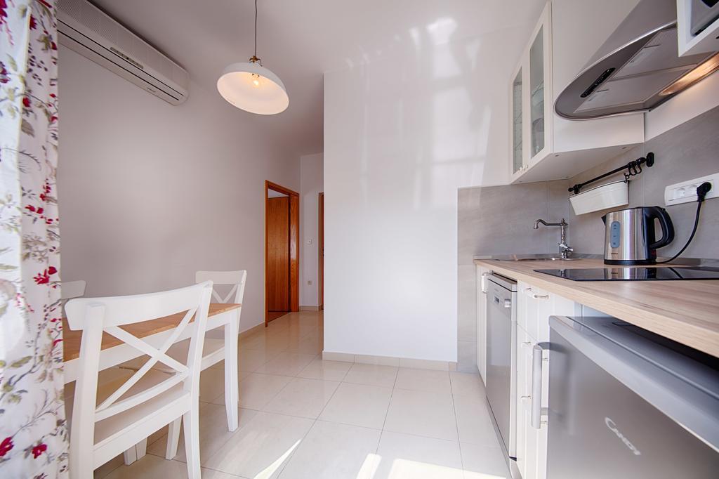 Apartments Zambarlin Komiža Zewnętrze zdjęcie