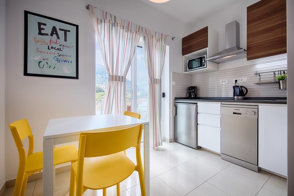 Apartments Zambarlin Komiža Zewnętrze zdjęcie