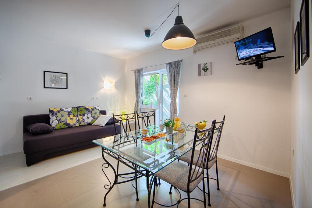 Apartments Zambarlin Komiža Pokój zdjęcie